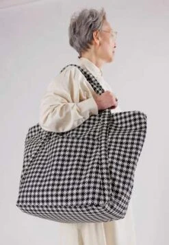 BAGGUTravel Cloud Bag - Black/White Pixel Gingham