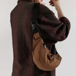 BAGGUCrescent Recycled Nylon Fanny Pack 15 BAGGUCrescent Recycled Nylon Fanny Pack -Baggu Lifestyle Cheap Store Baggu Crescent Fanny Pack Recycled Nylon 20230707173651 1