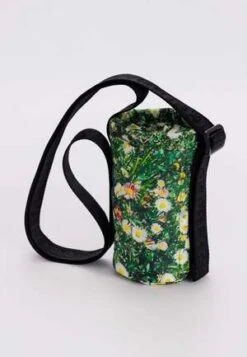 BAGGUPuffy Water Bottle Sling - Daisy 5 BAGGUPuffy Water Bottle Sling - Daisy -Baggu Lifestyle Cheap Store Baggu Puffy Water Bottle Sling Daisy 20231025102817 1