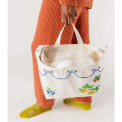 BAGGUEmbroidered Cross Stitch Duck Bag -Baggu Lifestyle Cheap Store Embroidered Cross Stitch Duck Bag 20231014173906