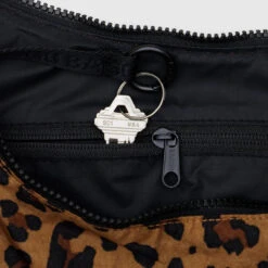 Medium Nylon Crescent Bag 21 Medium Nylon Crescent Bag -Baggu Lifestyle Cheap Store Medium Nylon Crescent Bag Heavyweight Leopard 3