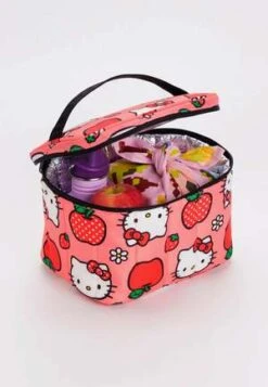 BAGGUPuffy Lunch Bag - Hello Kitty Apple -Baggu Lifestyle Cheap Store Puffy Lunch Bag Hello Kitty Apple 20231024214746 2