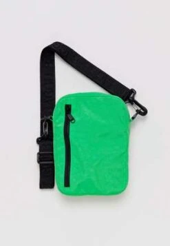 BAGGUSport Crossbody Bag - Aloe 5 BAGGUSport Crossbody Bag - Aloe -Baggu Lifestyle Cheap Store Sport Crossbody Bag Aloe 20231025103348 2