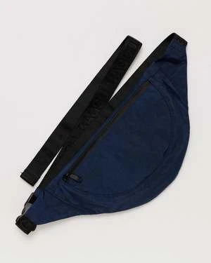BAGGUcrescent Fanny Pack Bag - Navy 3 BAGGUcrescent Fanny Pack Bag - Navy - Image 3