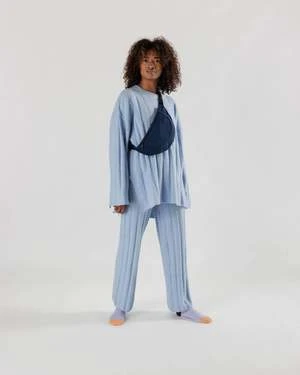 BAGGUcrescent Fanny Pack Bag - Navy 2 BAGGUcrescent Fanny Pack Bag - Navy - Image 2