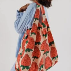 Big Baggu Strawberry -Baggu Lifestyle Cheap Store person using big baggu strawberry