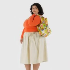 Standard Baggu Miffy And Friends -Baggu Lifestyle Cheap Store person using standard baggu miffy and friends